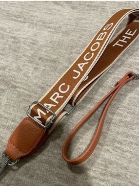 Marc Jacobs Brown Strap Bag